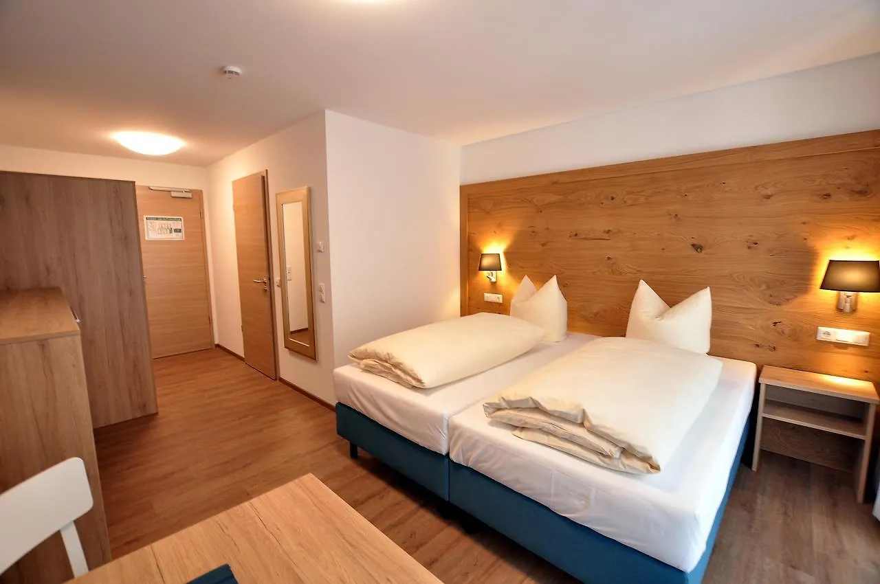 Inn Gaestehaus Zur Krone Waltenhofen